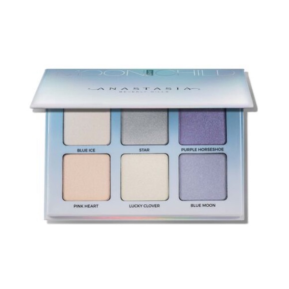 Anastasia Beverly Hills Other - Anastasia Beverly Hills Moonchild Glow Kit